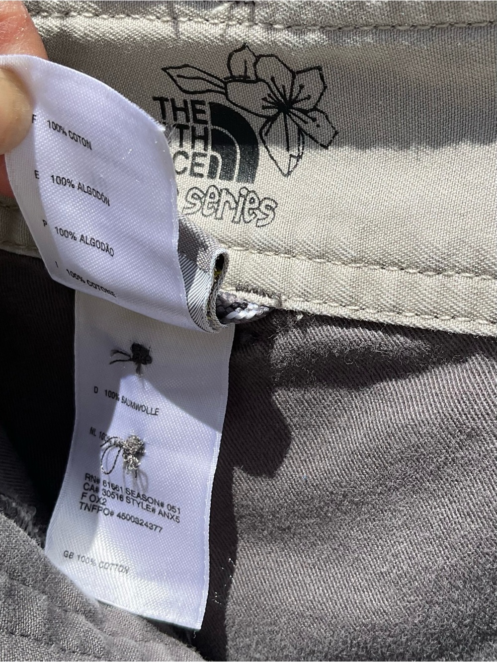The North Face Active Series Gray Capri Pants Women’s Size 10 Cotton Drawstring - Picture 3 of 6